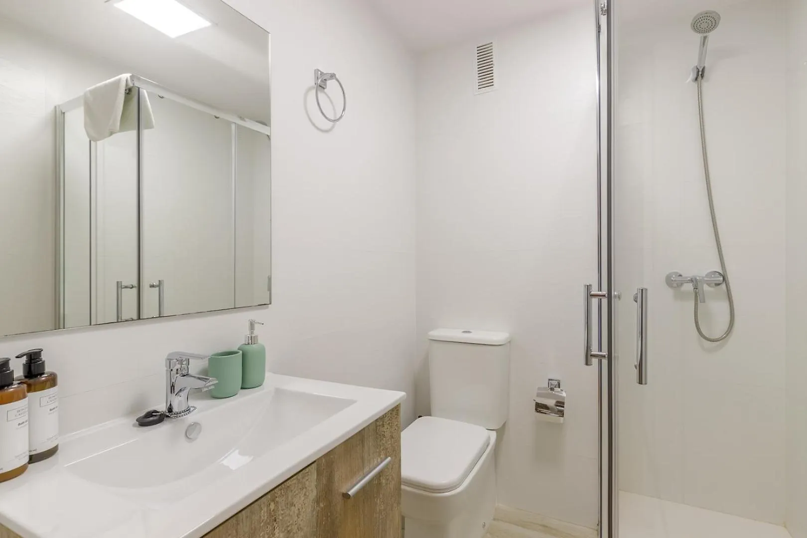 Apartment Beach Malagueta By Caleta Homes Malaga Spain
