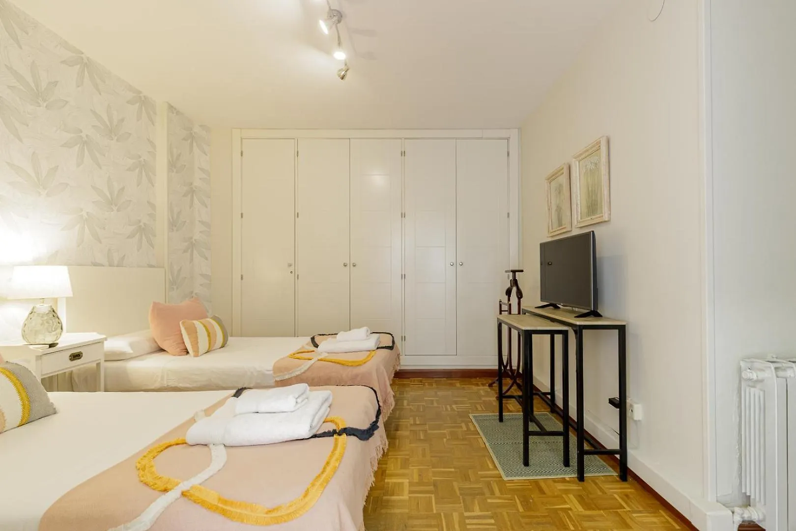 Apartment Beach Malagueta By Caleta Homes Malaga